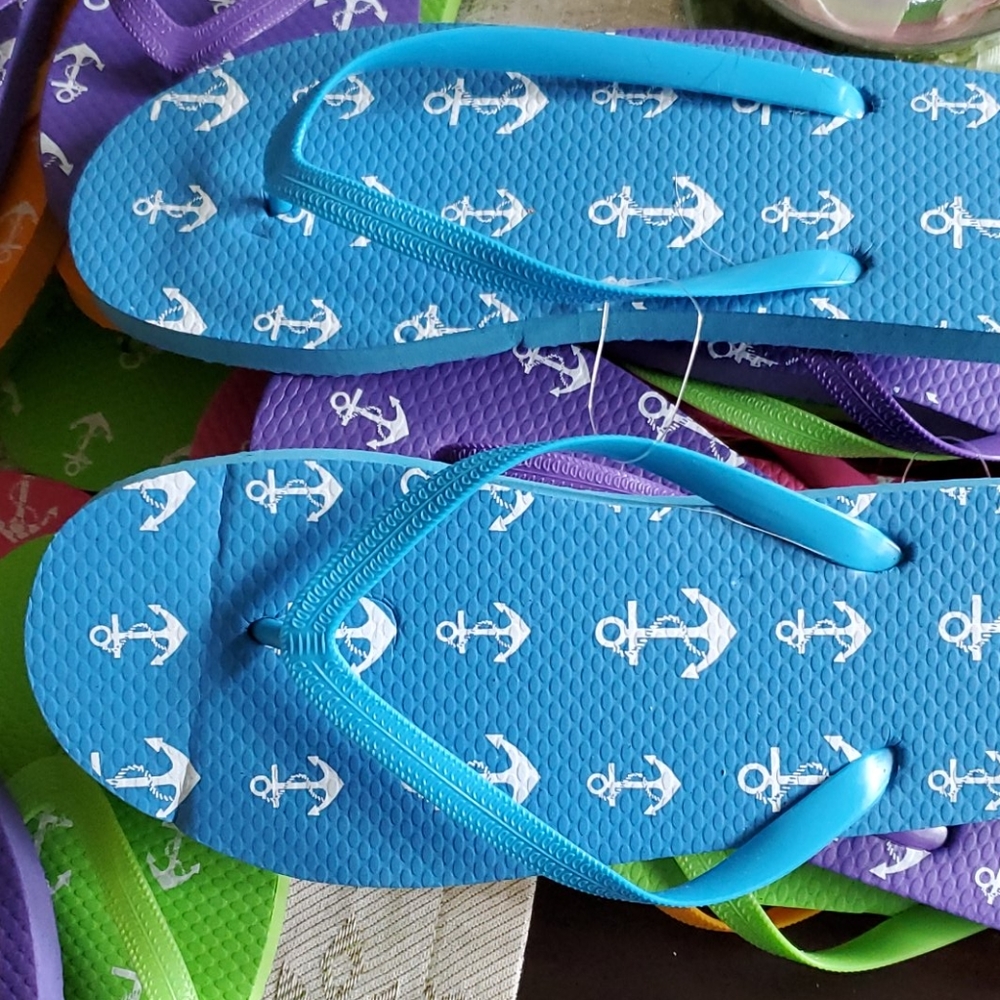 Flip flops - Picture 3 of 5